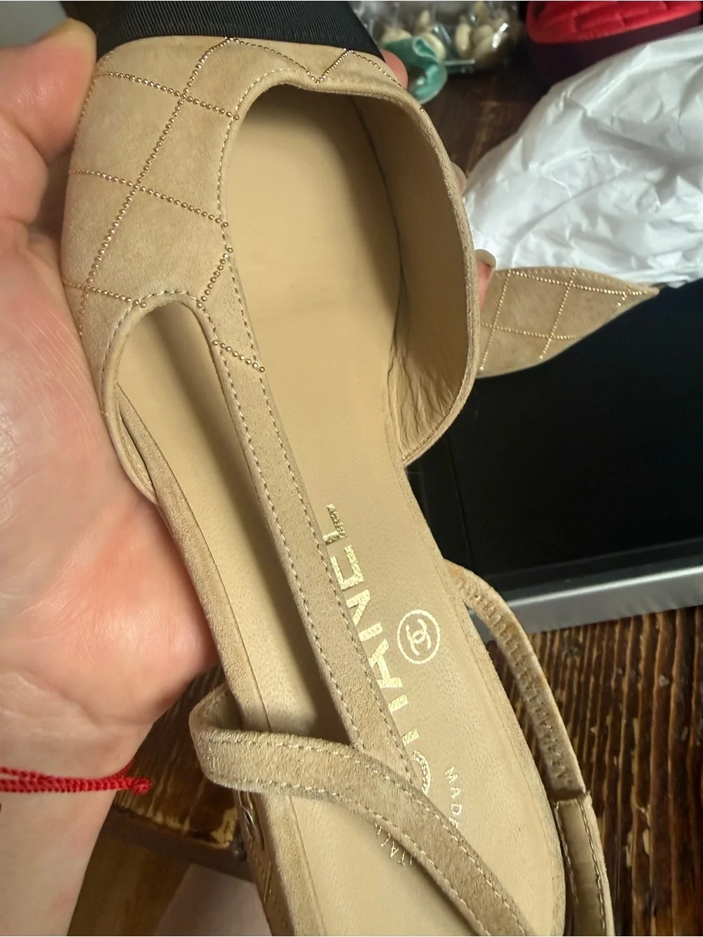CHANEL Beige Quilted Slingback Flats with Black Cap Toe - Picture 7 of 11